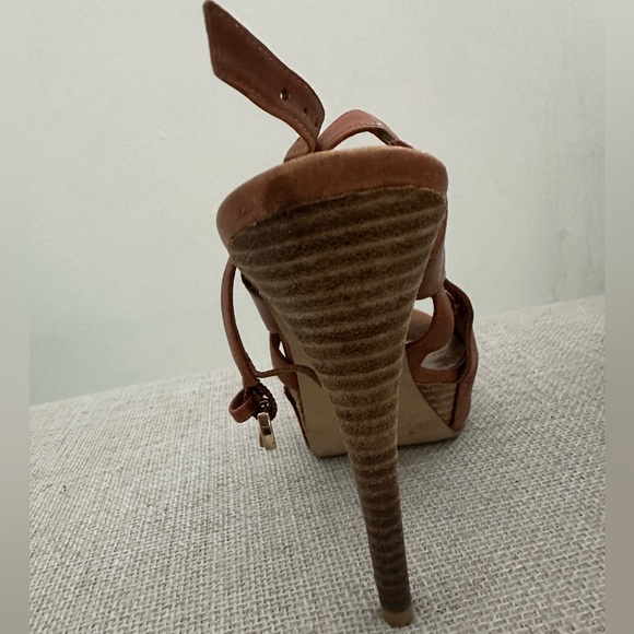 SOLD! Like New Guess by Marciano Tan leather straps Stilettos – - Picture 4 of 4